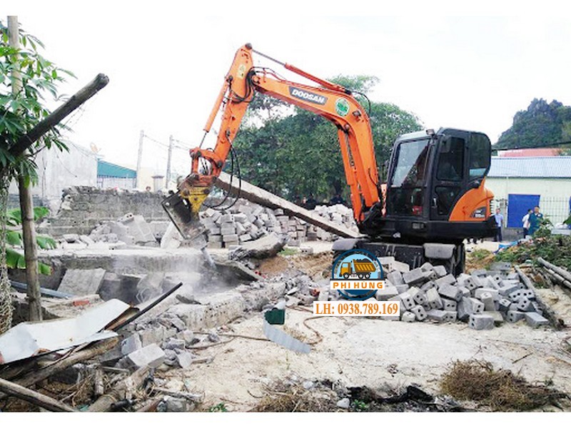 Dịch Vụ Tháo Dỡ Nhà Cũ Quận 3 – Có Kinh Nghiệm, Thiết Bị Hiện Đại